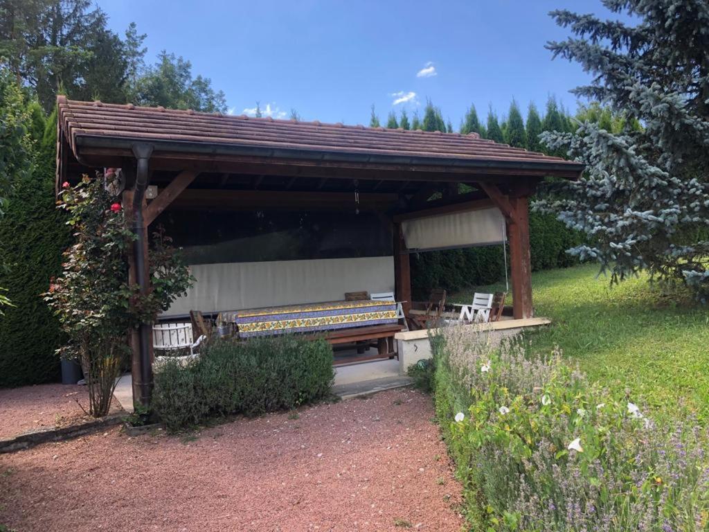 Maison/Gite Familial Dans Le Jura A 200M Du Lac Avec Piscine Privee Marigny  Экстерьер фото