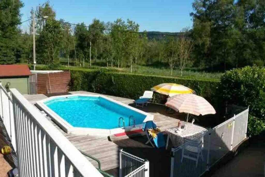 Maison/Gite Familial Dans Le Jura A 200M Du Lac Avec Piscine Privee Marigny  Экстерьер фото